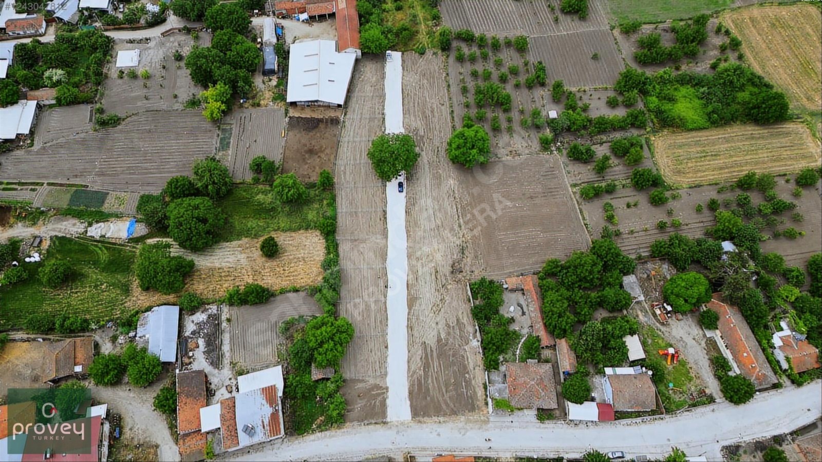 Provey Vera M.kemalpaşa Melik Köy 223 M2 Köy İçi İmarlı Arsa