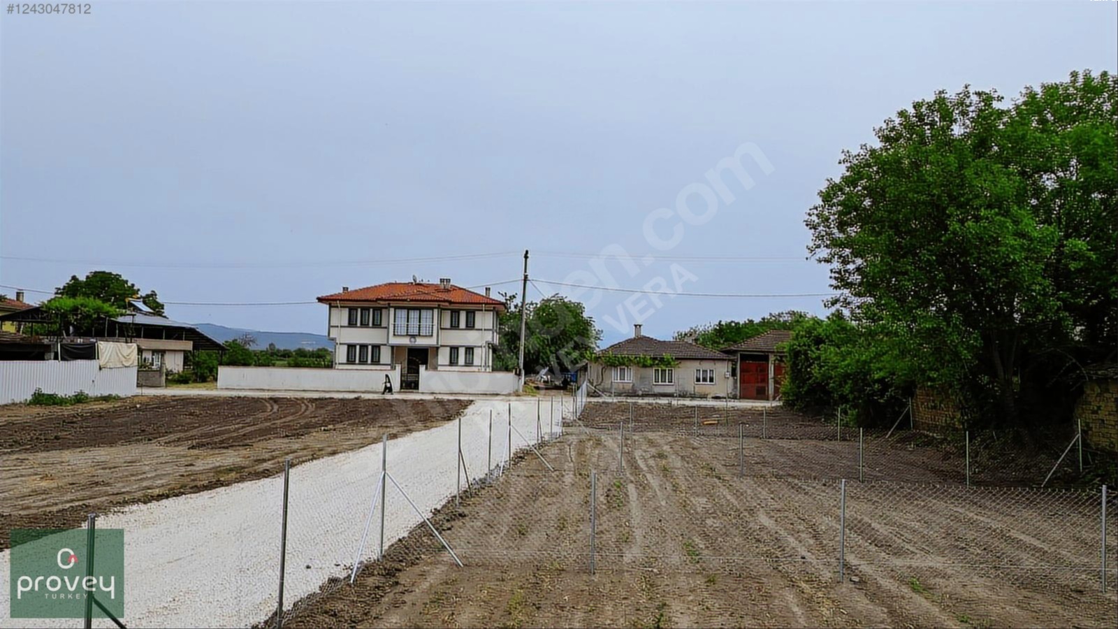 Provey Vera M.kemalpaşa Melik Köy 223 M2 Köy İçi İmarlı Arsa