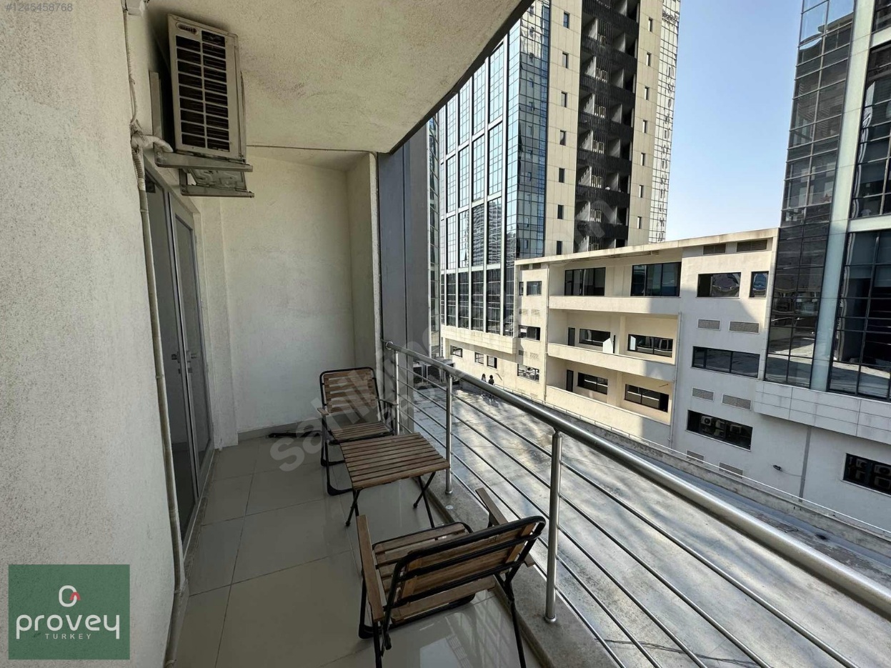 Provey Vera Odunluk Zorlu Plaza'da Satılık İçi Yenilenmiş Ofis