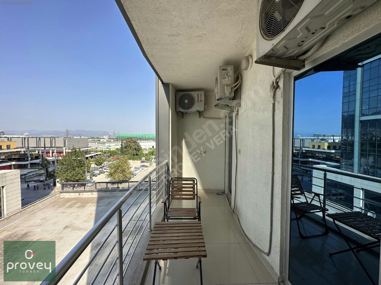 Provey Vera Odunluk Zorlu Plaza'da Satılık İçi Yenilenmiş Ofis