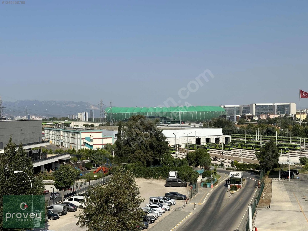 Provey Vera Odunluk Zorlu Plaza'da Satılık İçi Yenilenmiş Ofis