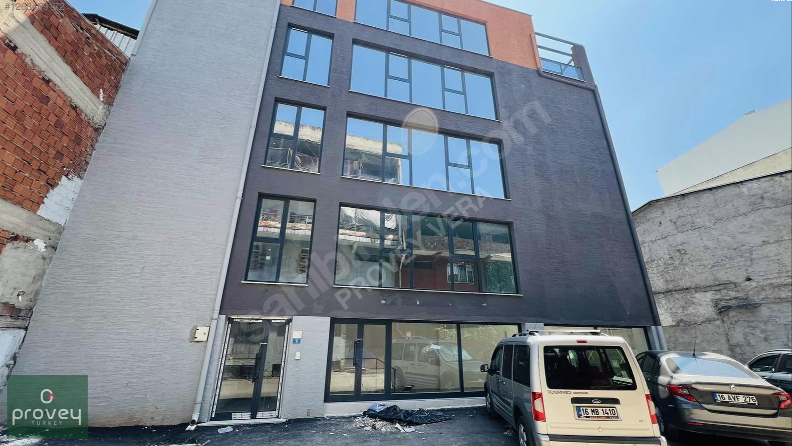 Provey Vera Vişne Caddesi Satılık 5 Katlı Komple Bina