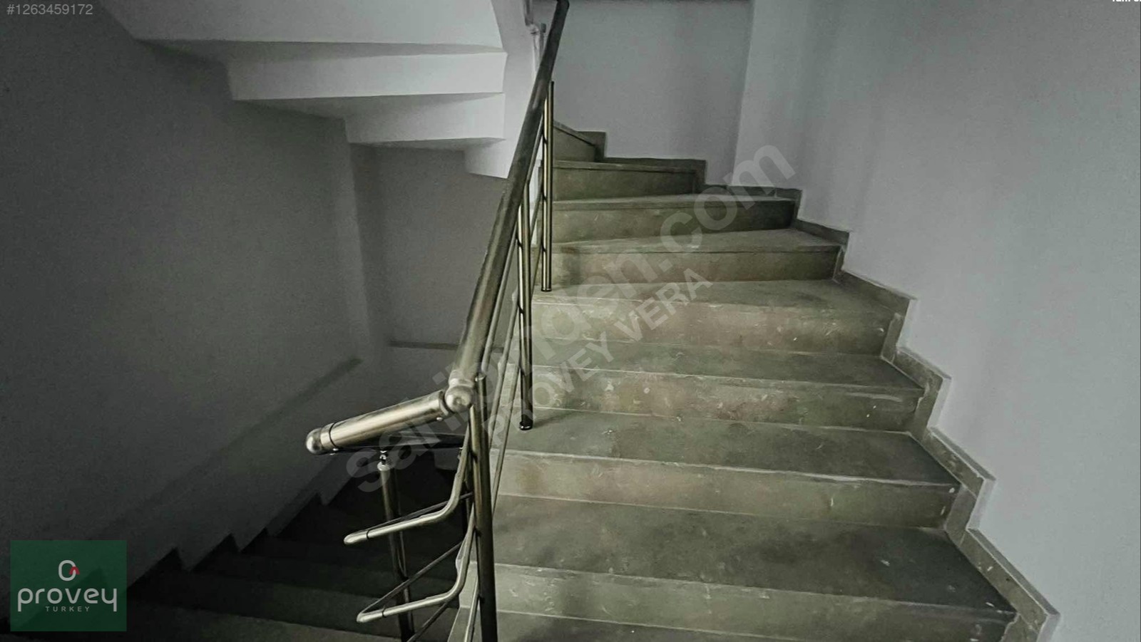 Provey Vera Vişne Caddesi Satılık 5 Katlı Komple Bina