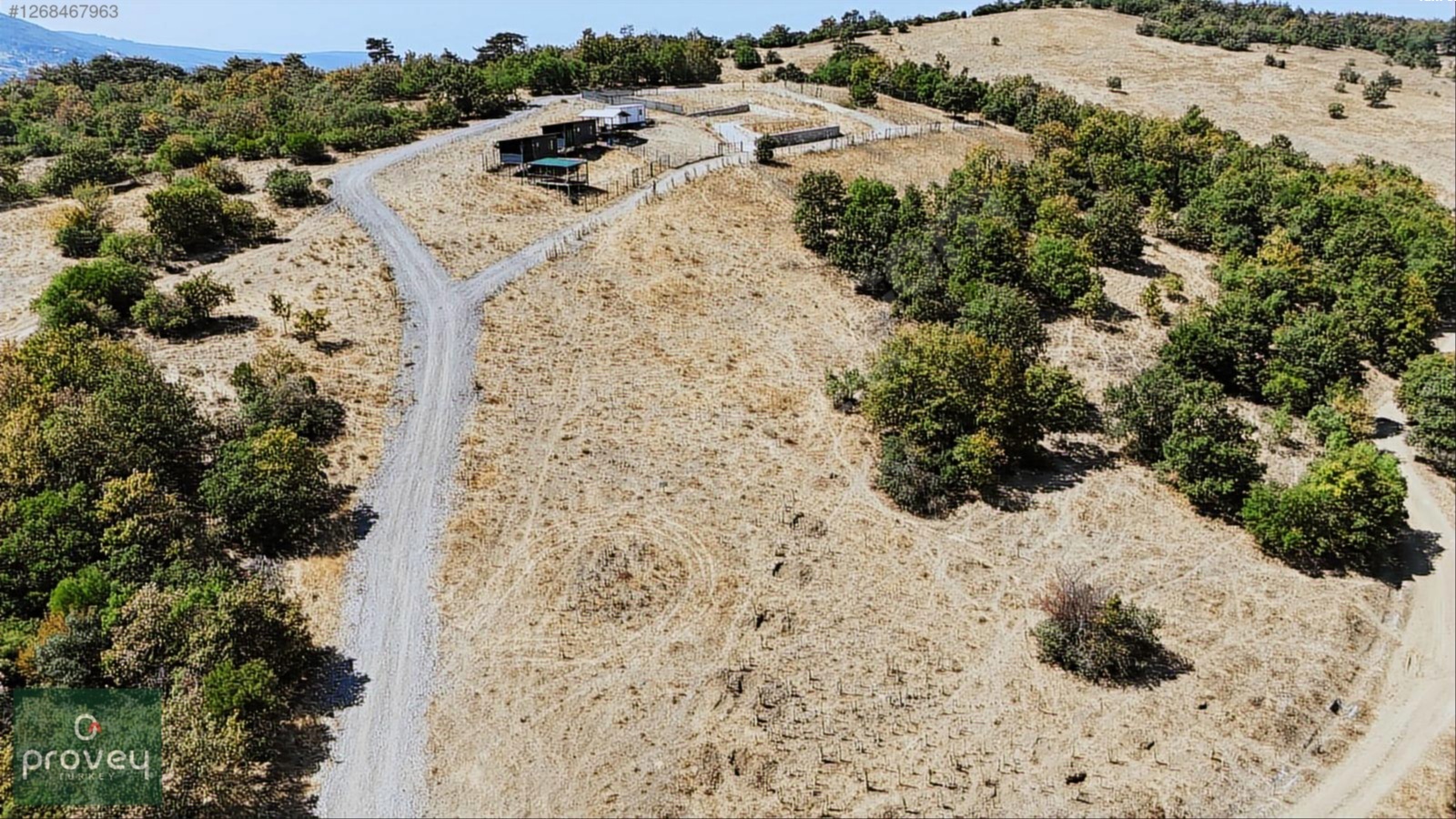 Provey Vera Dağyenice Gölete 900mt Mesafede 490m2 Satılık Tarla