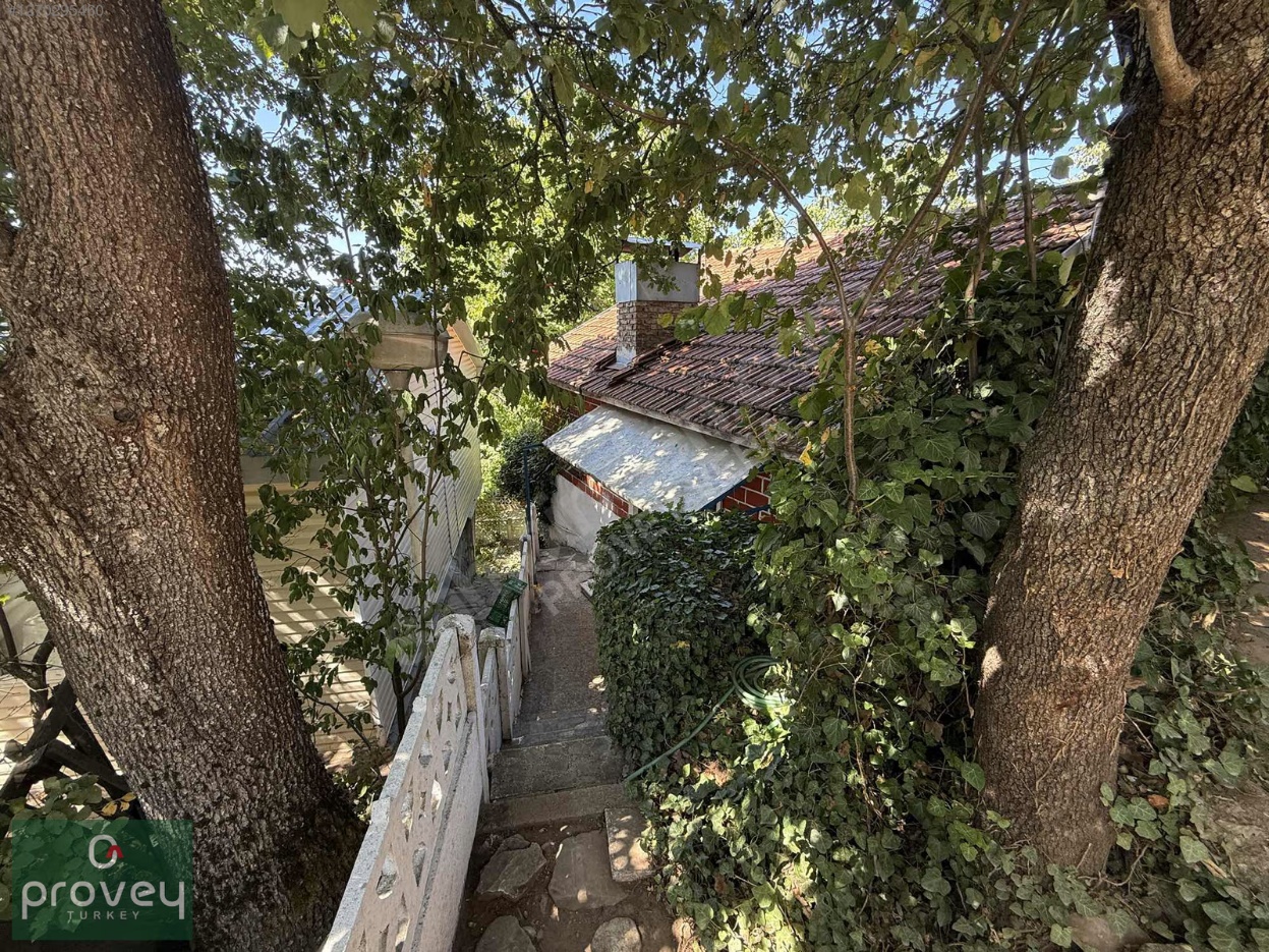 Provey Vera Hüseyinalan Köyü Satılık Müstakil Ev