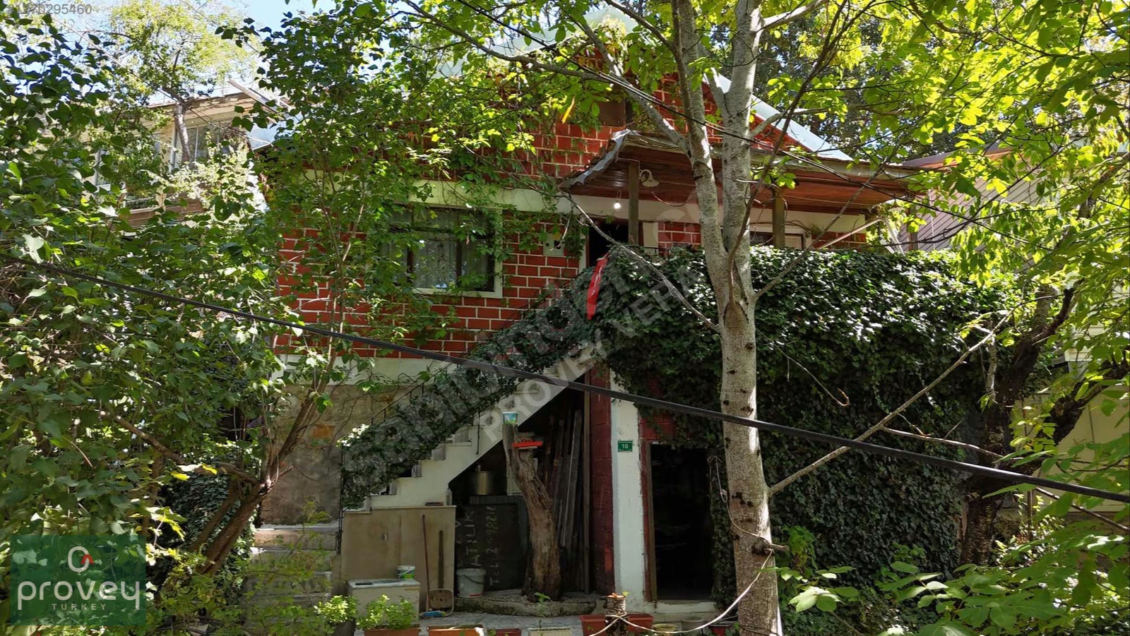 Provey Vera Hüseyinalan Köyü Satılık Müstakil Ev