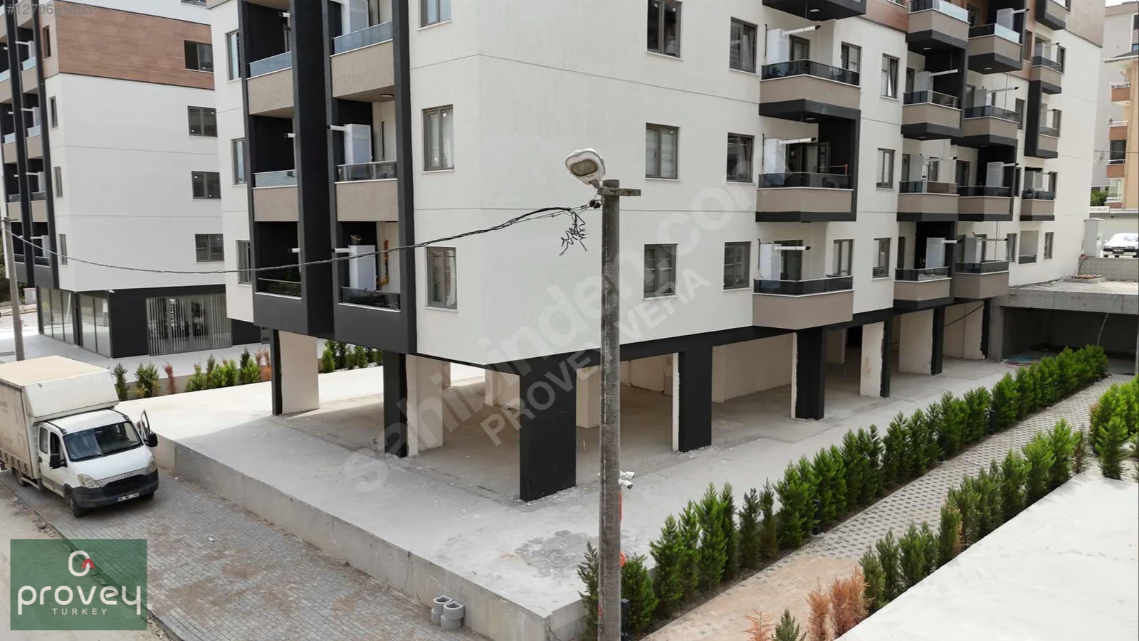 Provey Vera Baylan Plus 475 M2 Kiralık İş Yeri