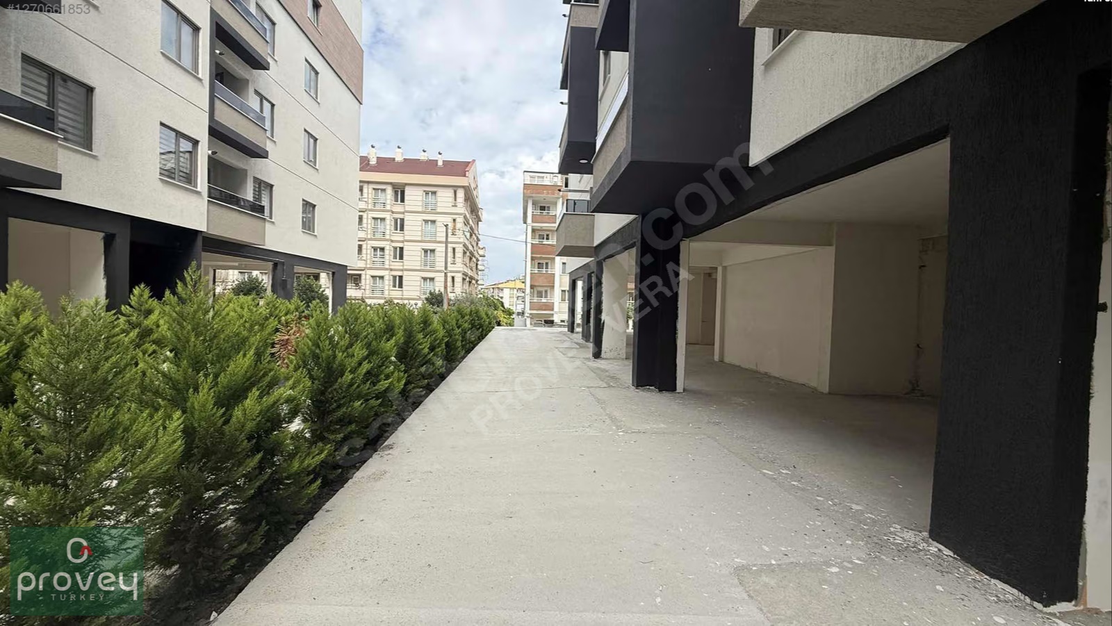 Provey Vera Baylan Plus 475 M2 Kiralık İş Yeri