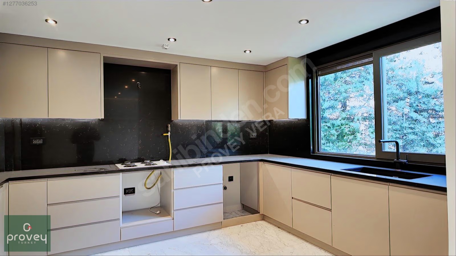 Provey Vera Göynüklü Tamamı Yenilenmiş Satılık 7+1 Villa