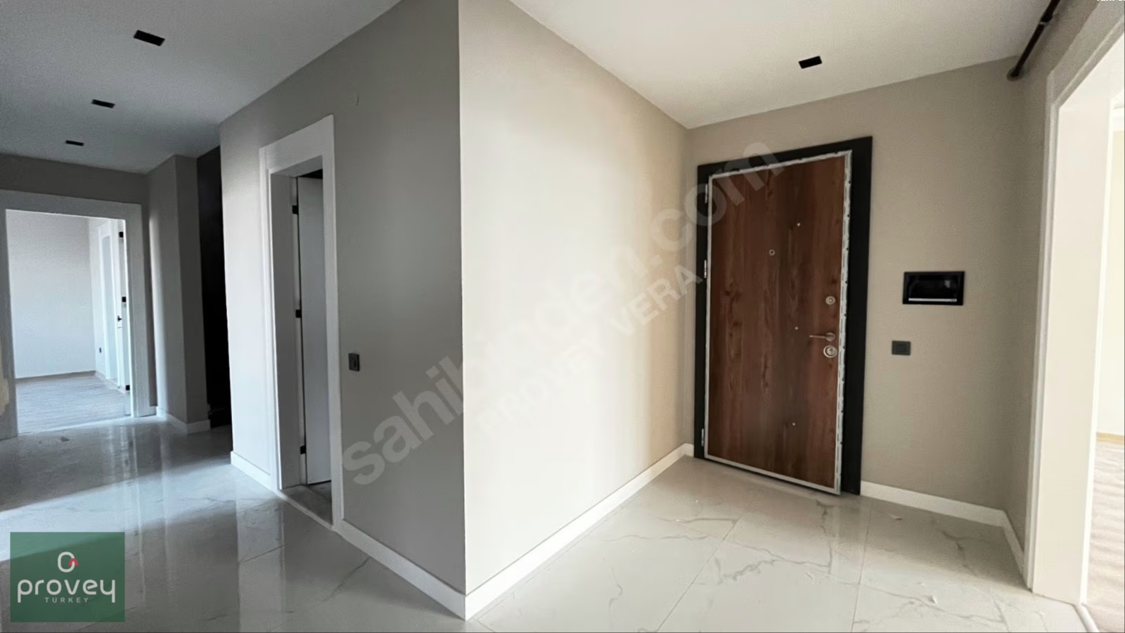 Provey Vera Fsm Bulvarı Üzerinde Manzaralı 5+1 Lüx Dubleks Daire