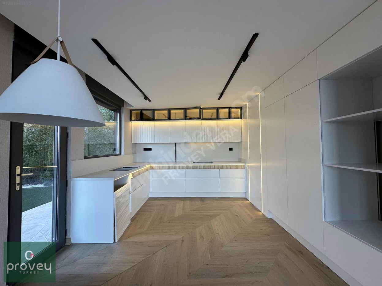 Provey Vera Bosphorus Mudanya Deniz Manzaralı 4+1 Bahçe Dubleksi