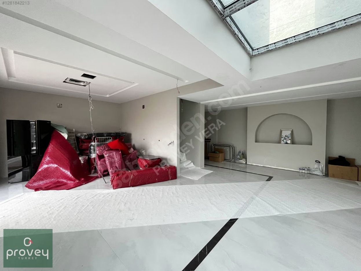 Proveyvera Gümüştepede Müstakil Havuzlu Ve Bahçeli 4+1 Lüx Villa