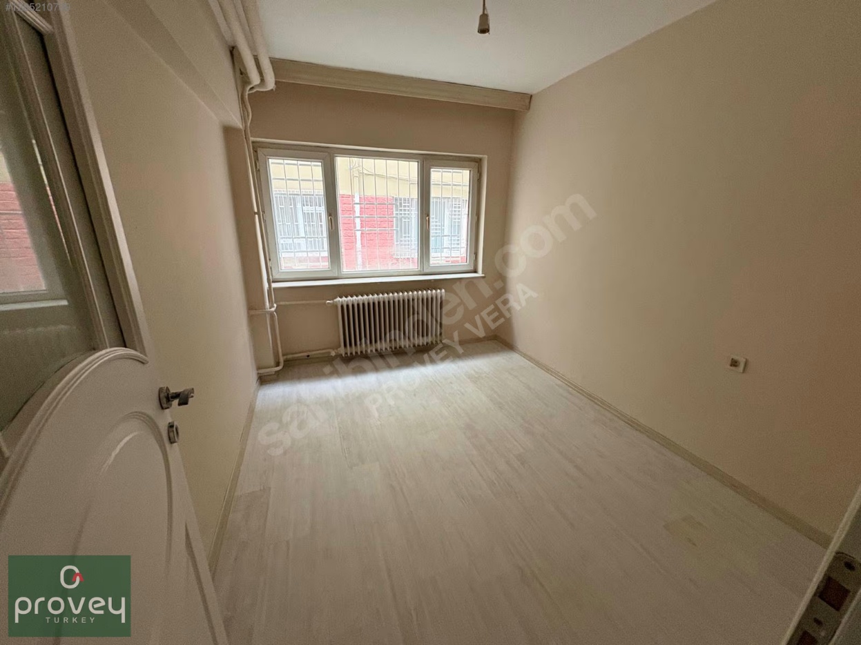 Provey Vera Namazgah'ta Satılık 3+1 Daire