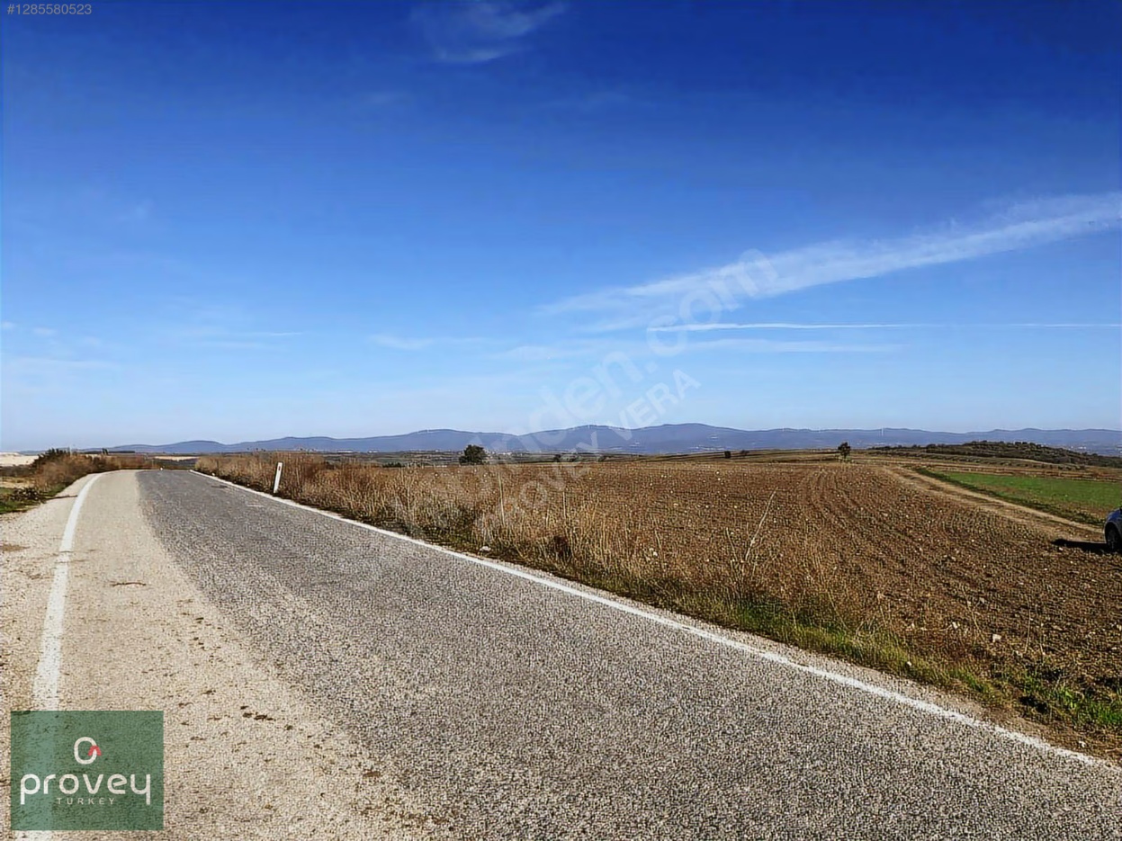 Provey Vera'dan Balıkesir Doğa Köy'de 7800 M2 Tarla