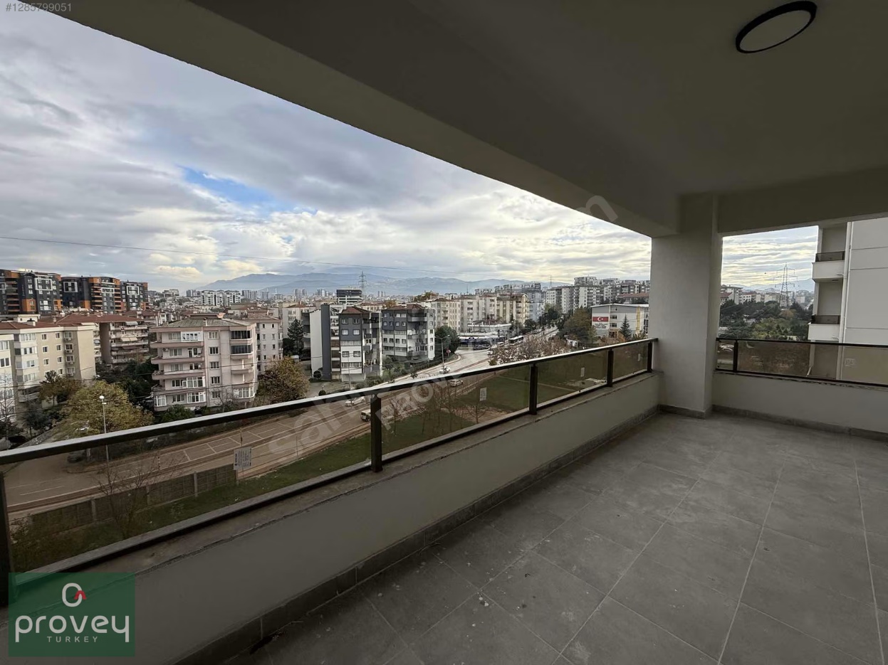 Provey Vera Çelebi Podyum'da Podyum Manzaralı 3+1 Fırsat Daire