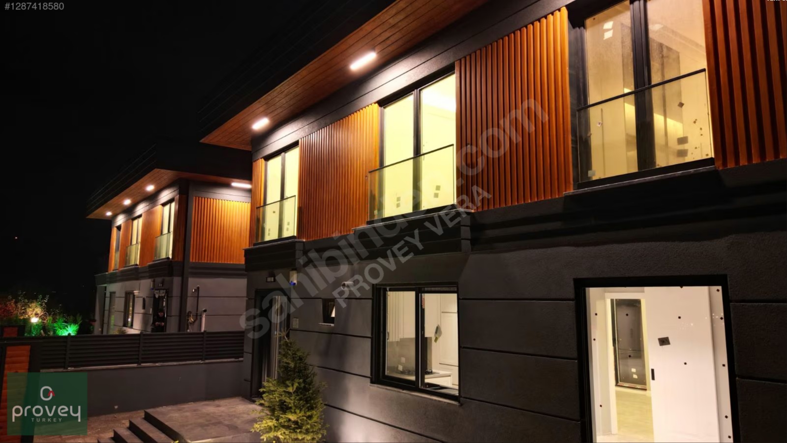 Provey Vera Gümüştepe'de Havuzlu Geniş Bahçeli 5+2 Lüx Villa