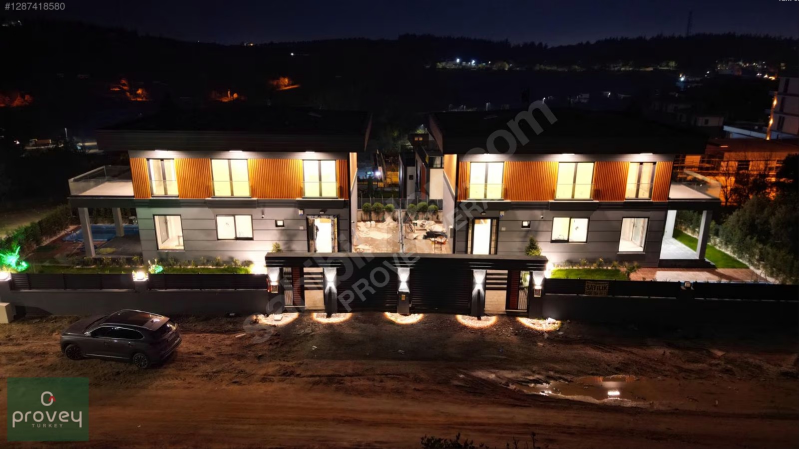 Provey Vera Gümüştepe'de Havuzlu Geniş Bahçeli 5+2 Lüx Villa