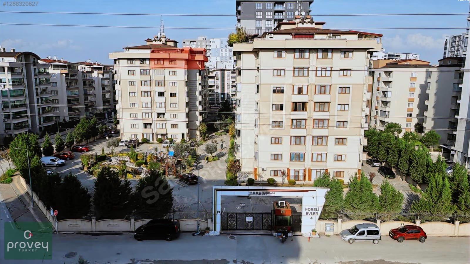 Provey Vera 23 Nisan Foreli Evlerin'de Satılık Eşyalı 5+1 Daire