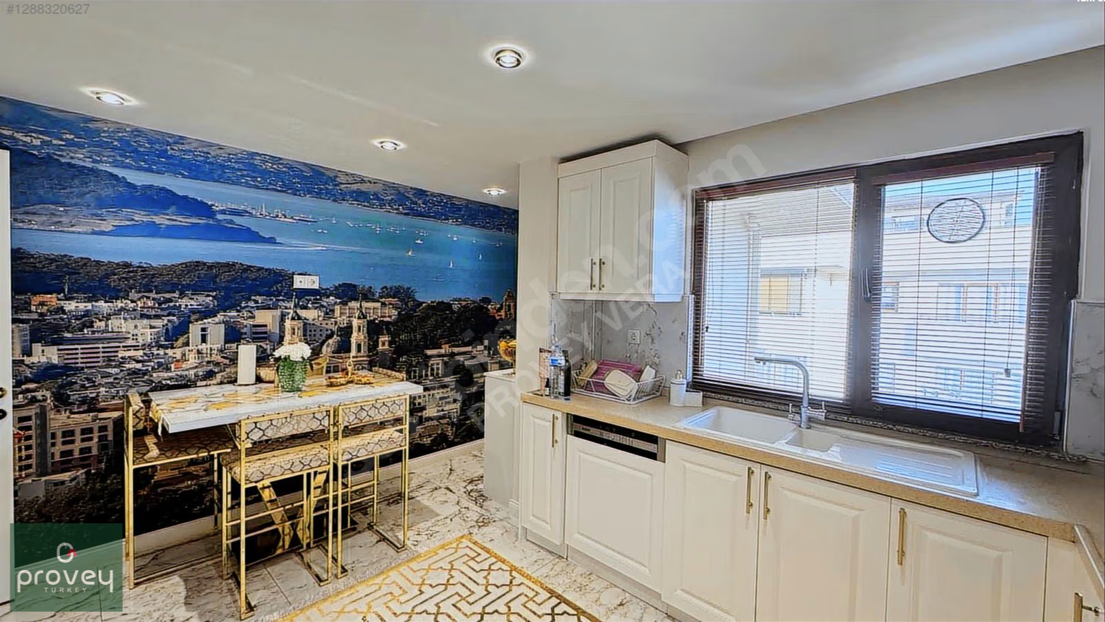 Provey Vera 23 Nisan Foreli Evlerin'de Satılık Eşyalı 5+1 Daire