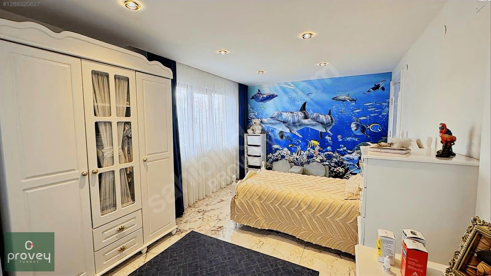 Provey Vera 23 Nisan Foreli Evlerin'de Satılık Eşyalı 5+1 Daire