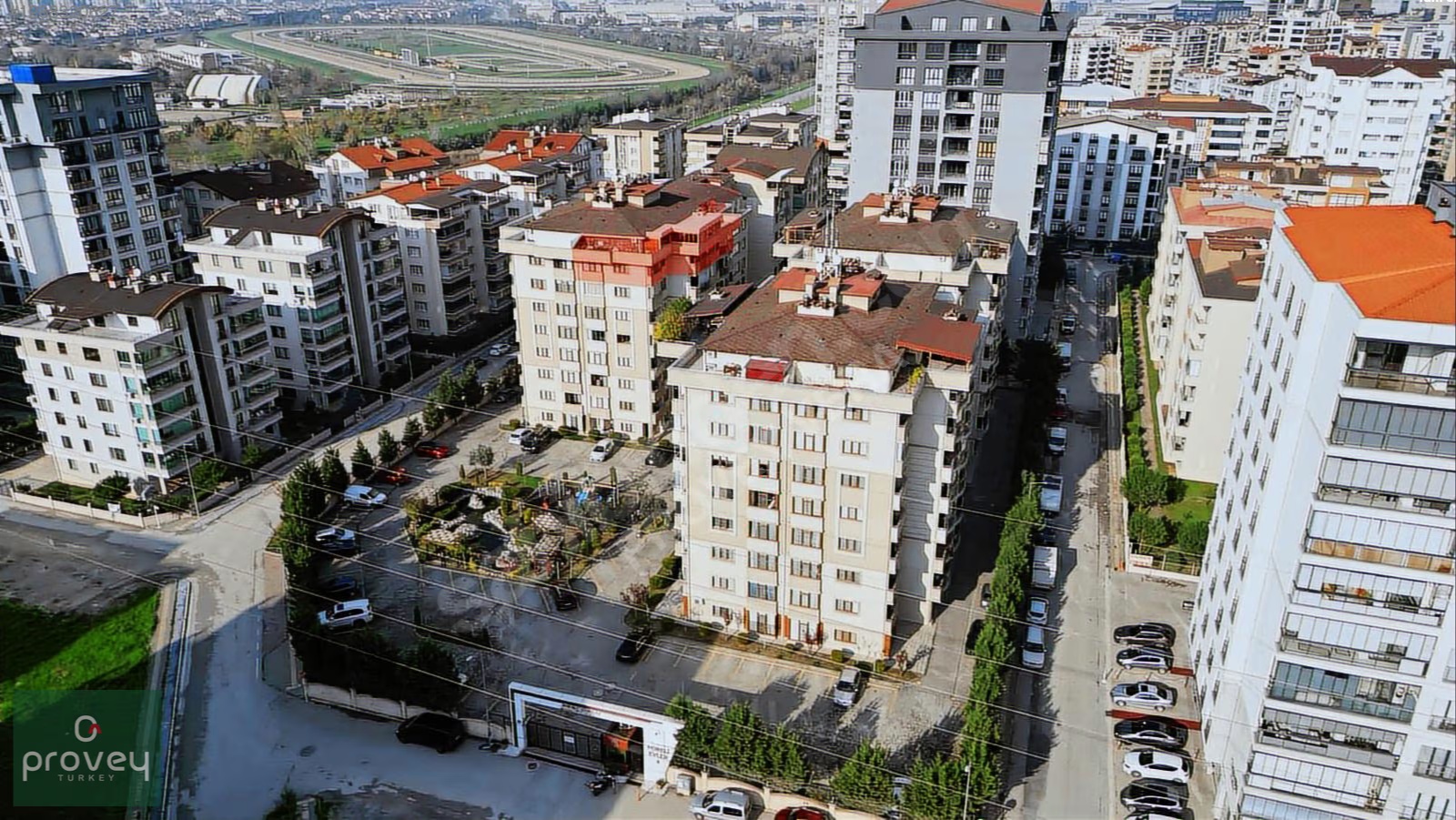 Provey Vera 23 Nisan Foreli Evlerin'de Satılık Eşyalı 5+1 Daire