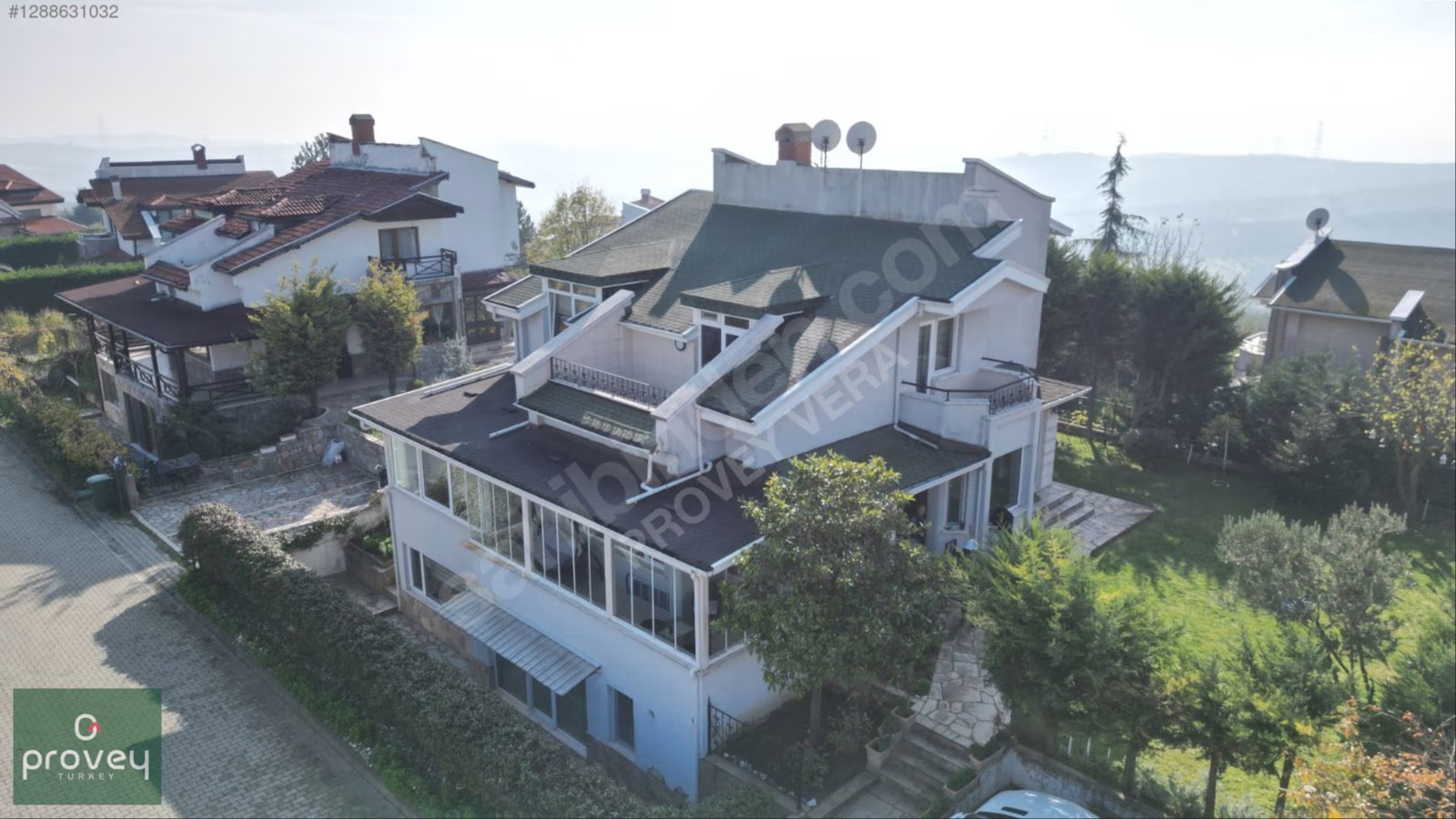 PROVEY VERA BADEMLİ MÜRSEL'DE SİTE İÇİ 6+2 BAHÇELİ SATILIK VİLLA