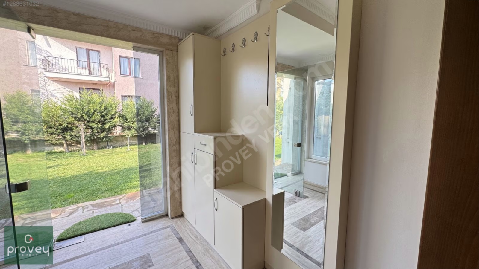 Provey Vera Bademli Mürsel'de Site İçi 6+2 Bahçeli Satılık Villa