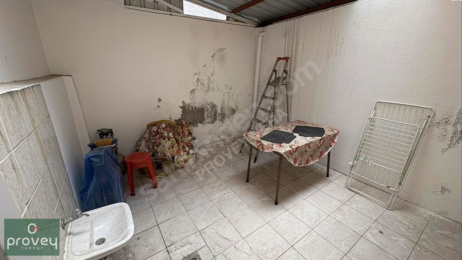 Provey Vera Mudanya Mütarekede Sahile 190 Metre Komple Bina