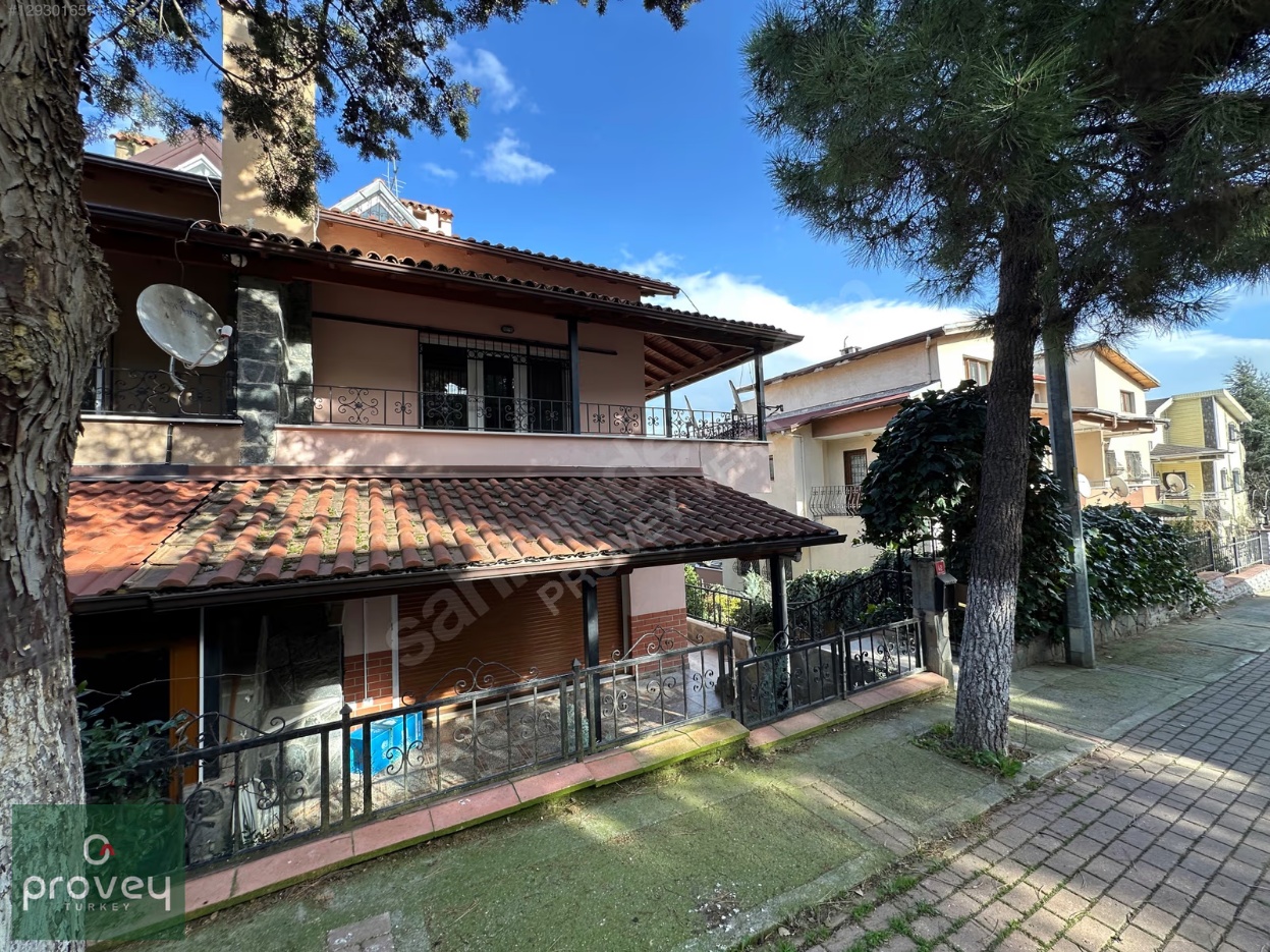 Provey Vera Beşevler Çamlıca Sitesinde Kiralık Villa