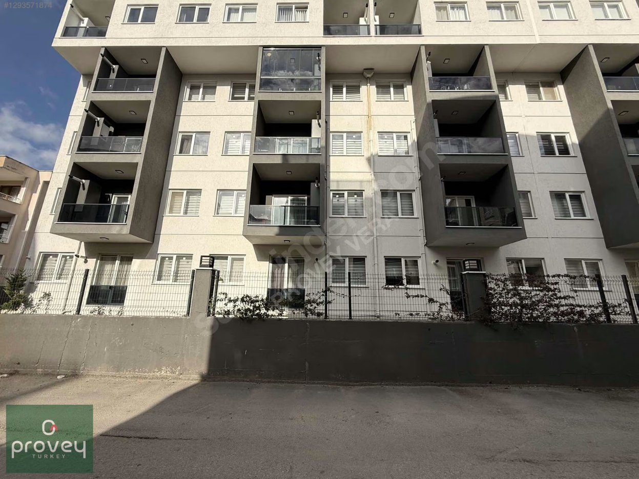 PROVEY VERA GÖRÜKLE YÜKSEK KİRA GETİRİLİ 2+1 SATILIK DAİRE