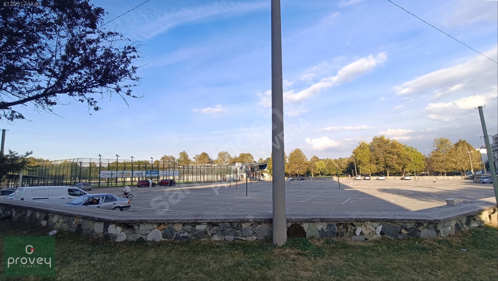 Provey Vera Bağlarbaşı Metro Yanı Caddeye Cephe 160m2 Dükkan