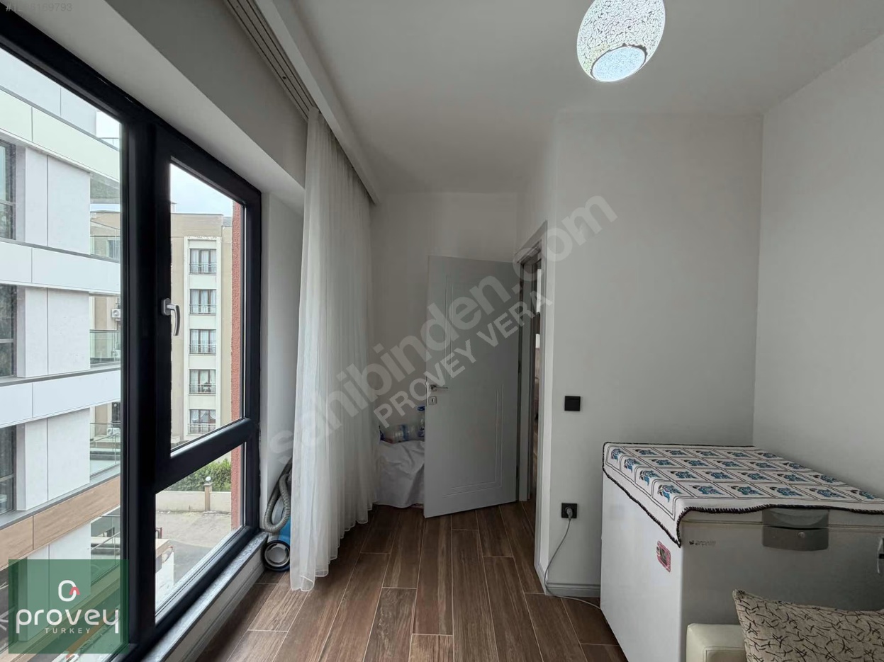 Provey Vera Özlüce Bulvar Ostaş Neva Suit'te Satılık 2+1 Daire