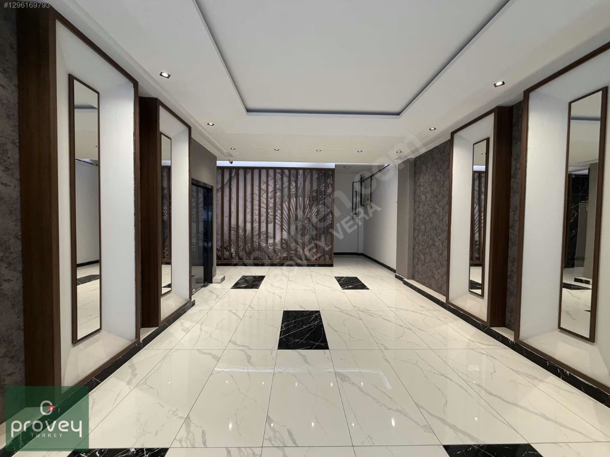 Provey Vera Özlüce Bulvar Ostaş Neva Suit'te Satılık 2+1 Daire