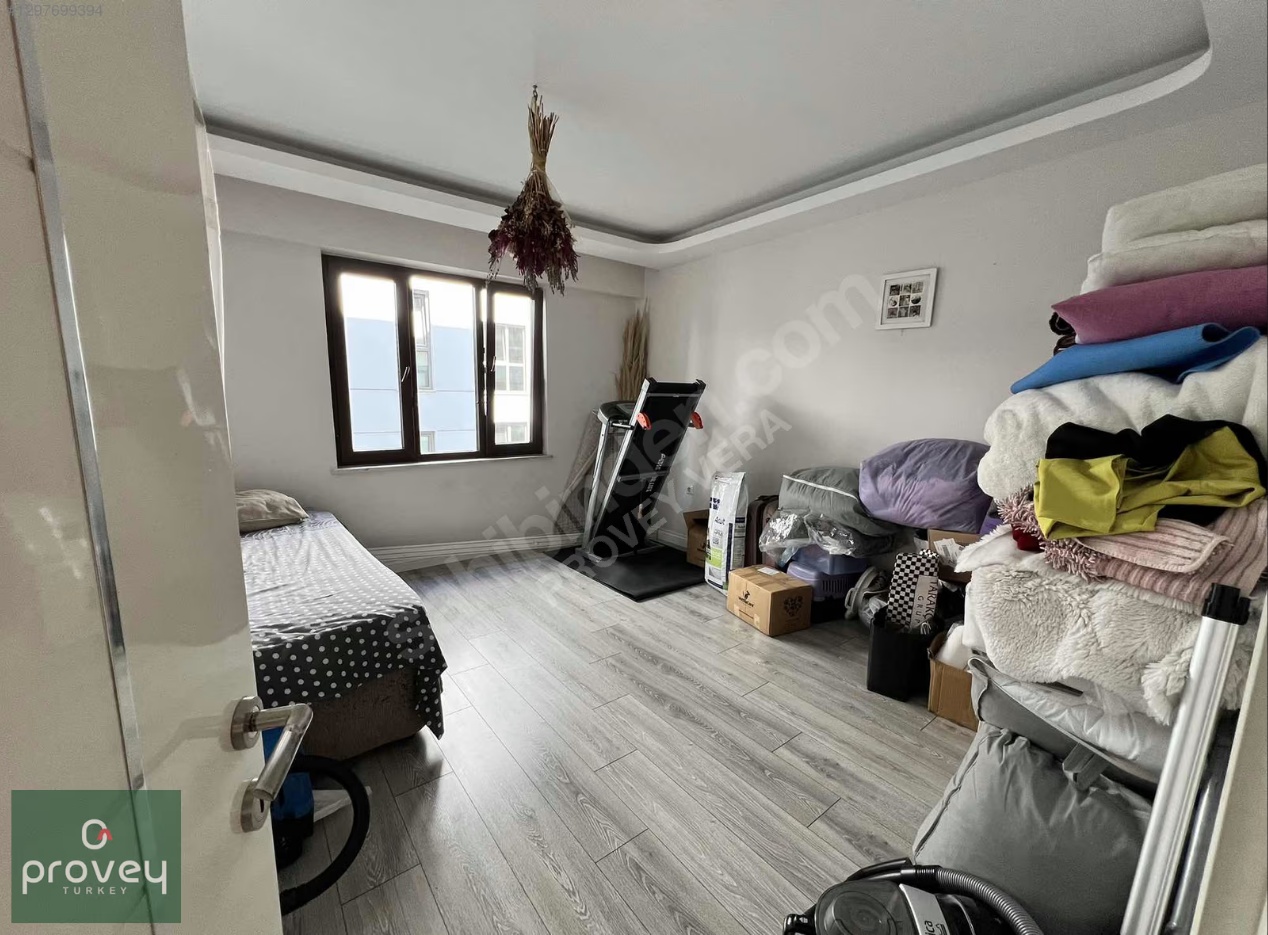 Provey Vera Balat'ta Havuzlu Sitede Satılık Ara Kat 3+1 Daire
favorilerime Ekle


yazdır
facebook İle Paylaş X İle Paylaş E-posta İle Gönder