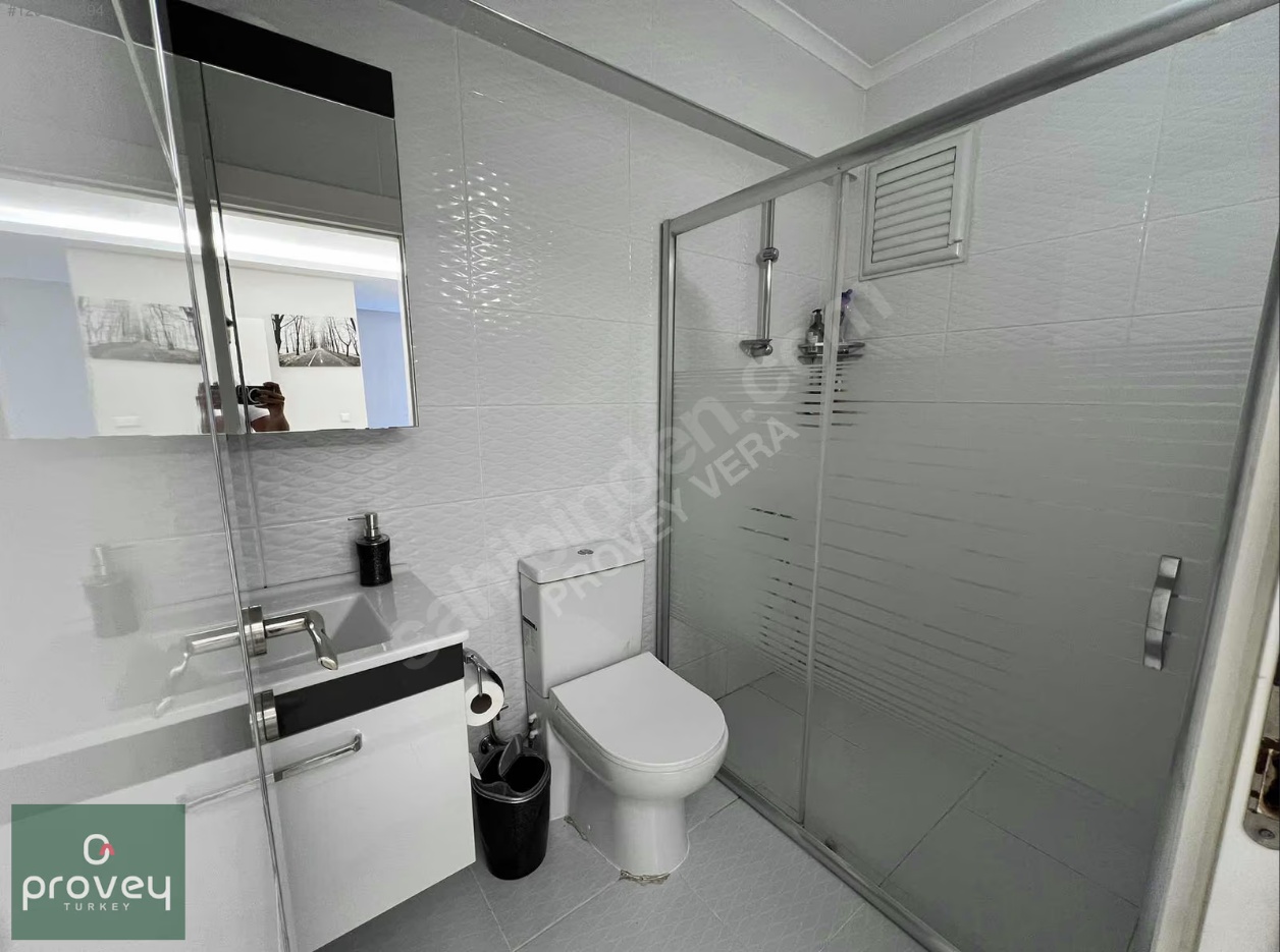 Provey Vera Balat'ta Havuzlu Sitede Satılık Ara Kat 3+1 Daire
favorilerime Ekle


yazdır
facebook İle Paylaş X İle Paylaş E-posta İle Gönder